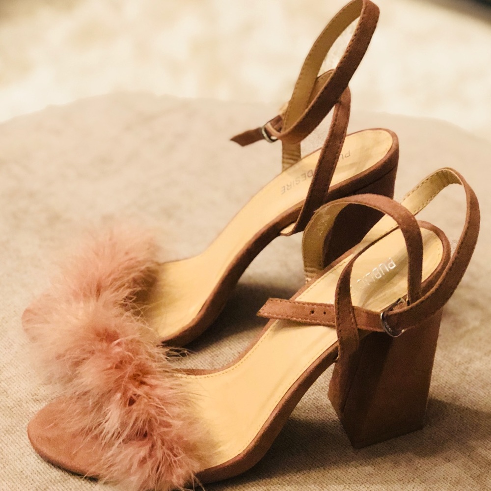 Feathery block heels